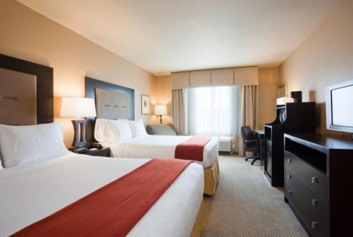 Holiday Inn Express Hotel And Suites Pearsall By Ihg Esterno foto